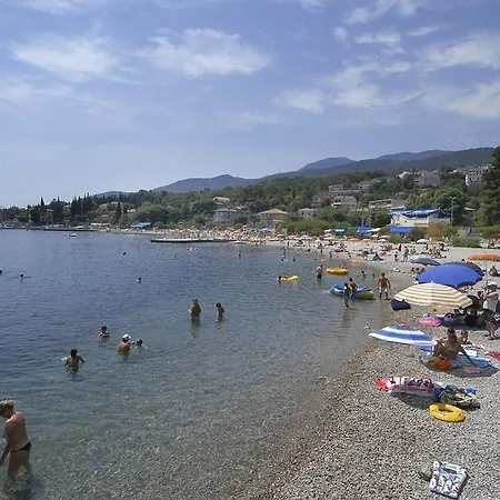 Romana Apartman *