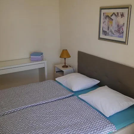 Apartment Romana