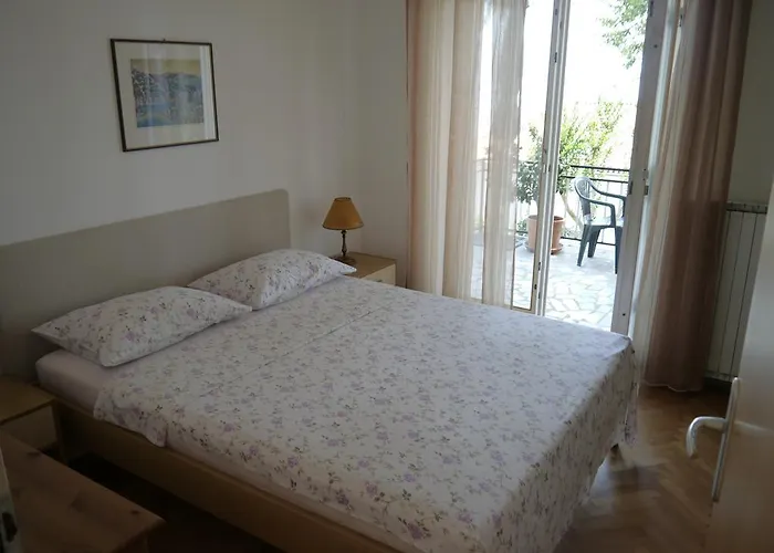 Romana Apartman