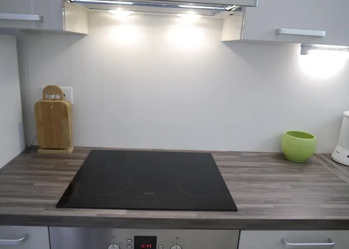 Romana * オパティヤ